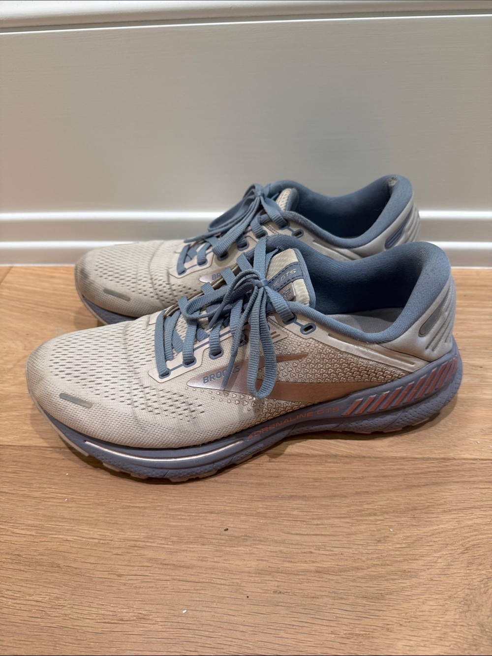 Brooks Adrenaline GTS Gray & Blue Running Shoes